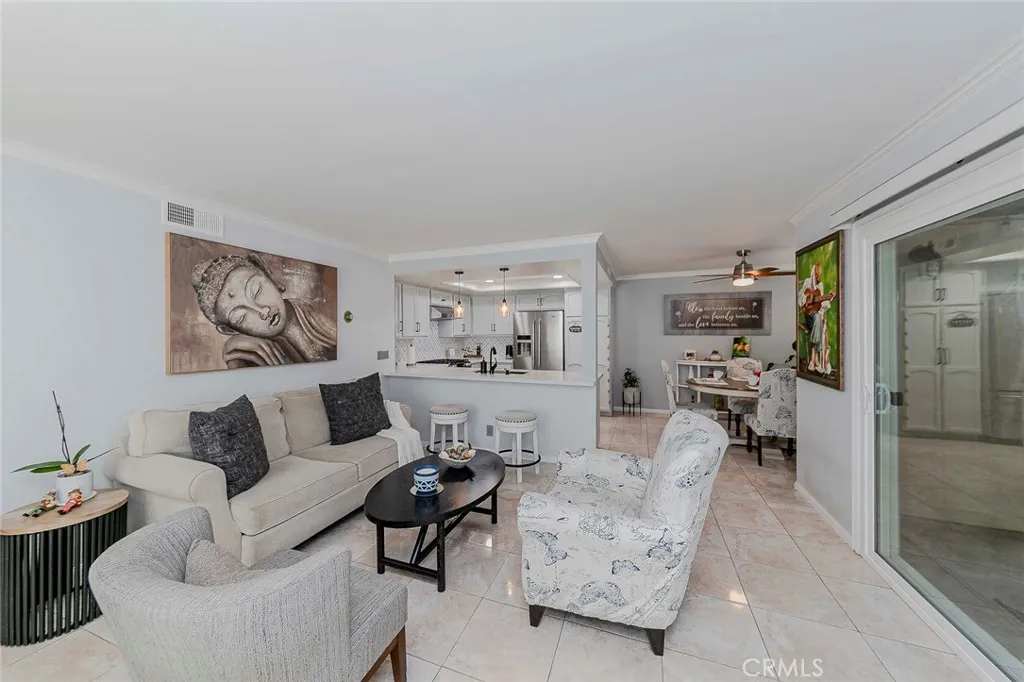 14002 Cerise, Hawthorne, California 90250 home-pic-6